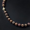 Ожерелье из жемчуга шоколадного цвета