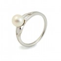 Кольцо из серебра 925 пробы с натуральным жемчугом