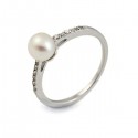 Кольцо из серебра 925 пробы с натуральным жемчугом